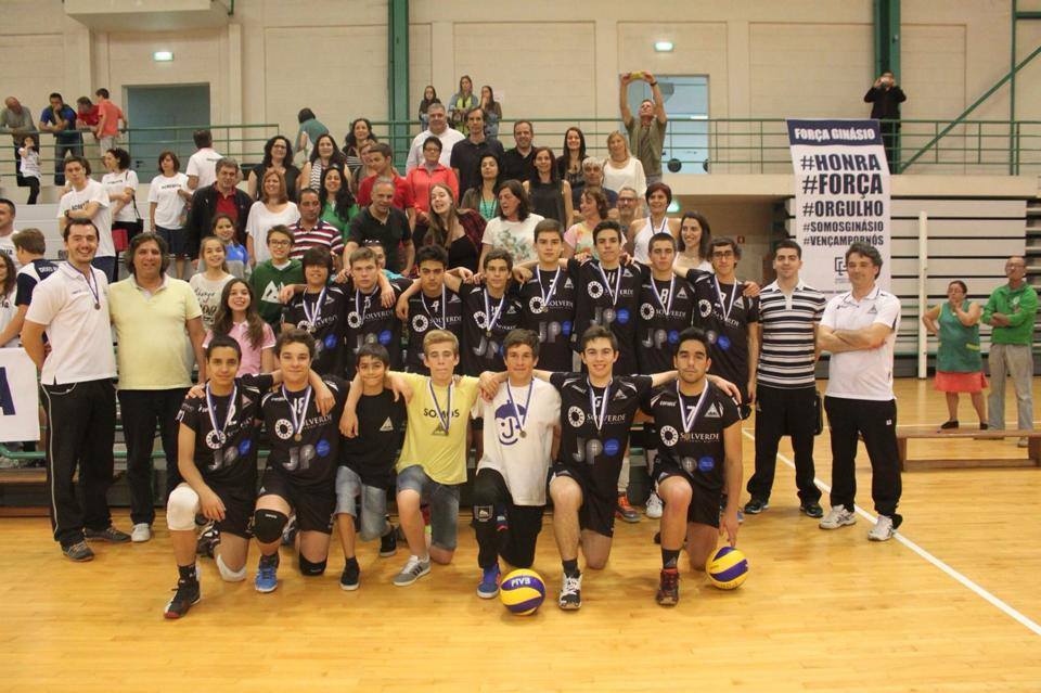 Voleibol AAE: Cadetes conquistam 4º lugar na Fase Final Nacional e Minis B Campeões Regionais