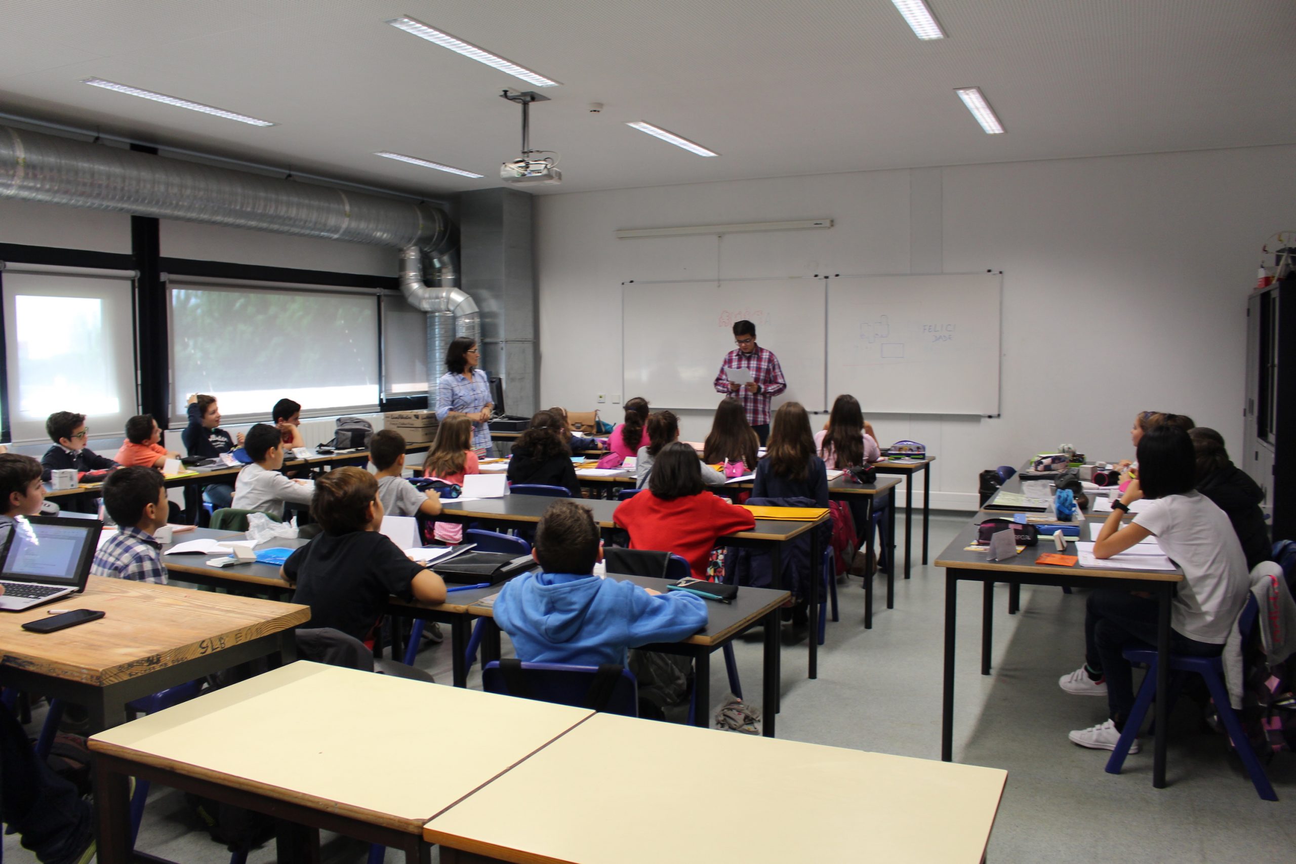 Dia Internacional da Biblioteca Escolar, “Pausa para Ler” na ESMGA!