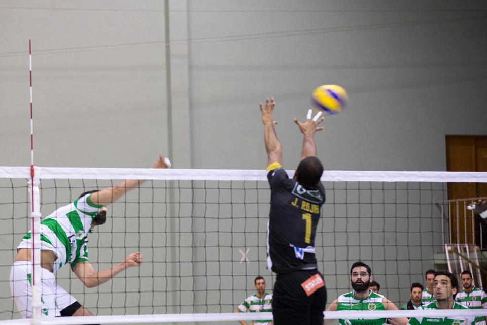 Voleibol: SC Espinho dá a volta
