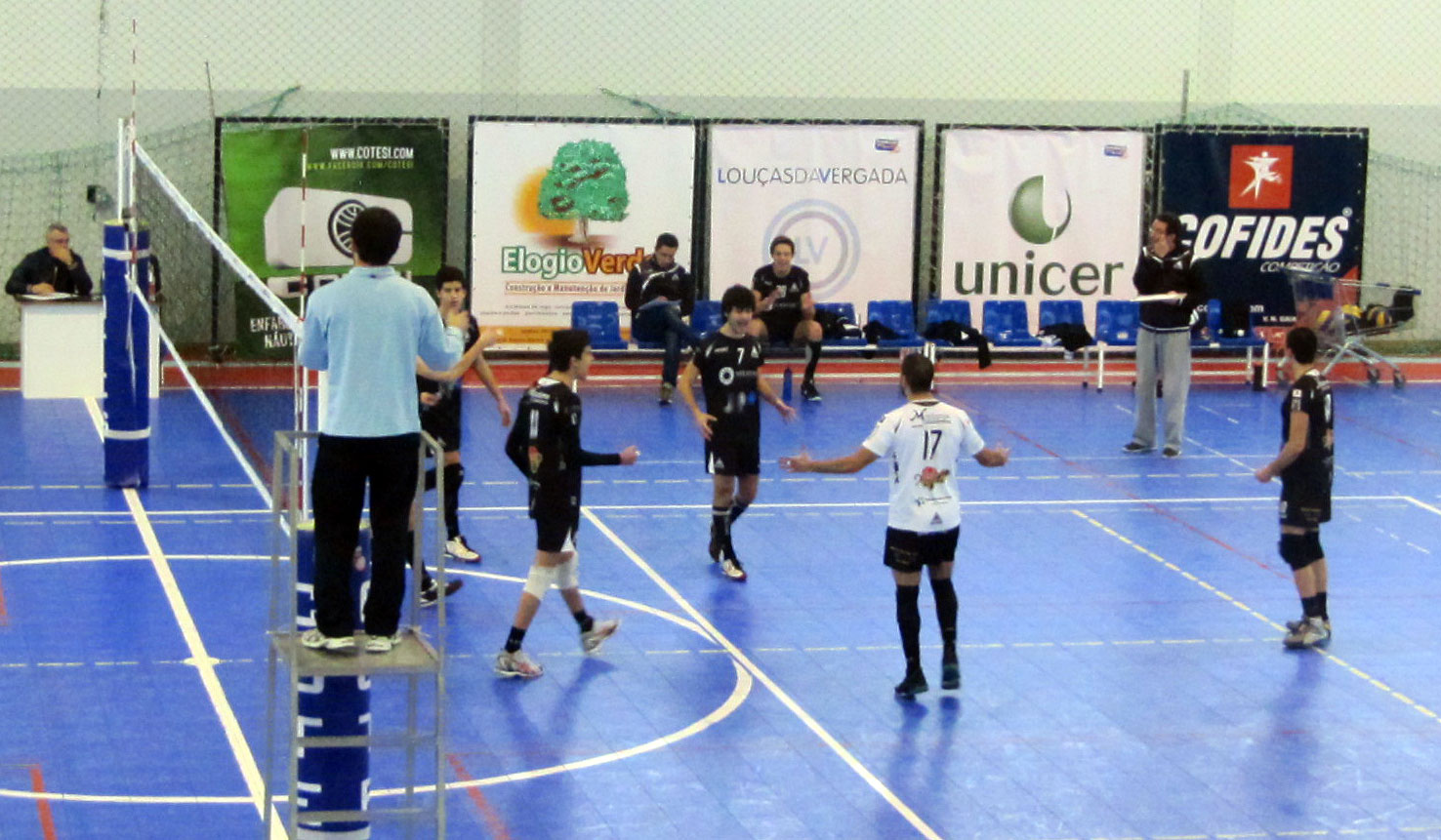 Resumos da jornada do voleibol da Académica de Espinho