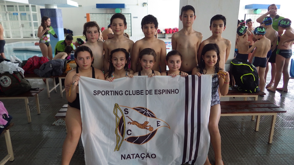 Natação: Tigres no 2º Encontro de Escolas de Natação InterClubes