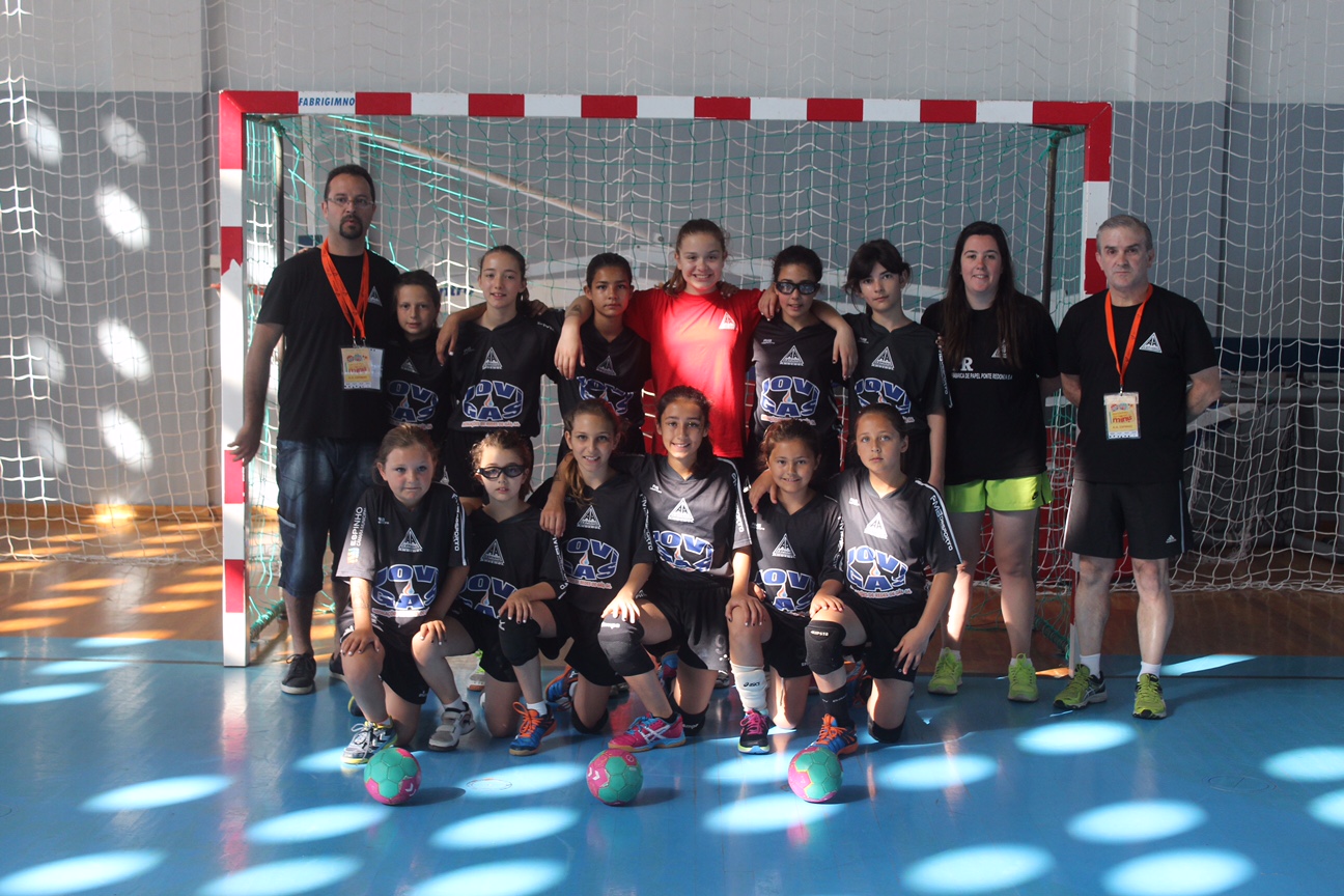 Andebol AAE:  Minis no Encontro Nacional, com o Douro como paisagem