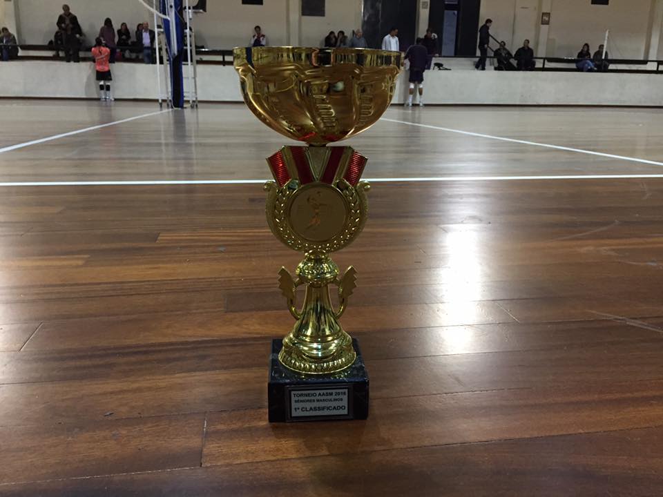 Voleibol: SC Espinho vence Torneio de S. Mamede