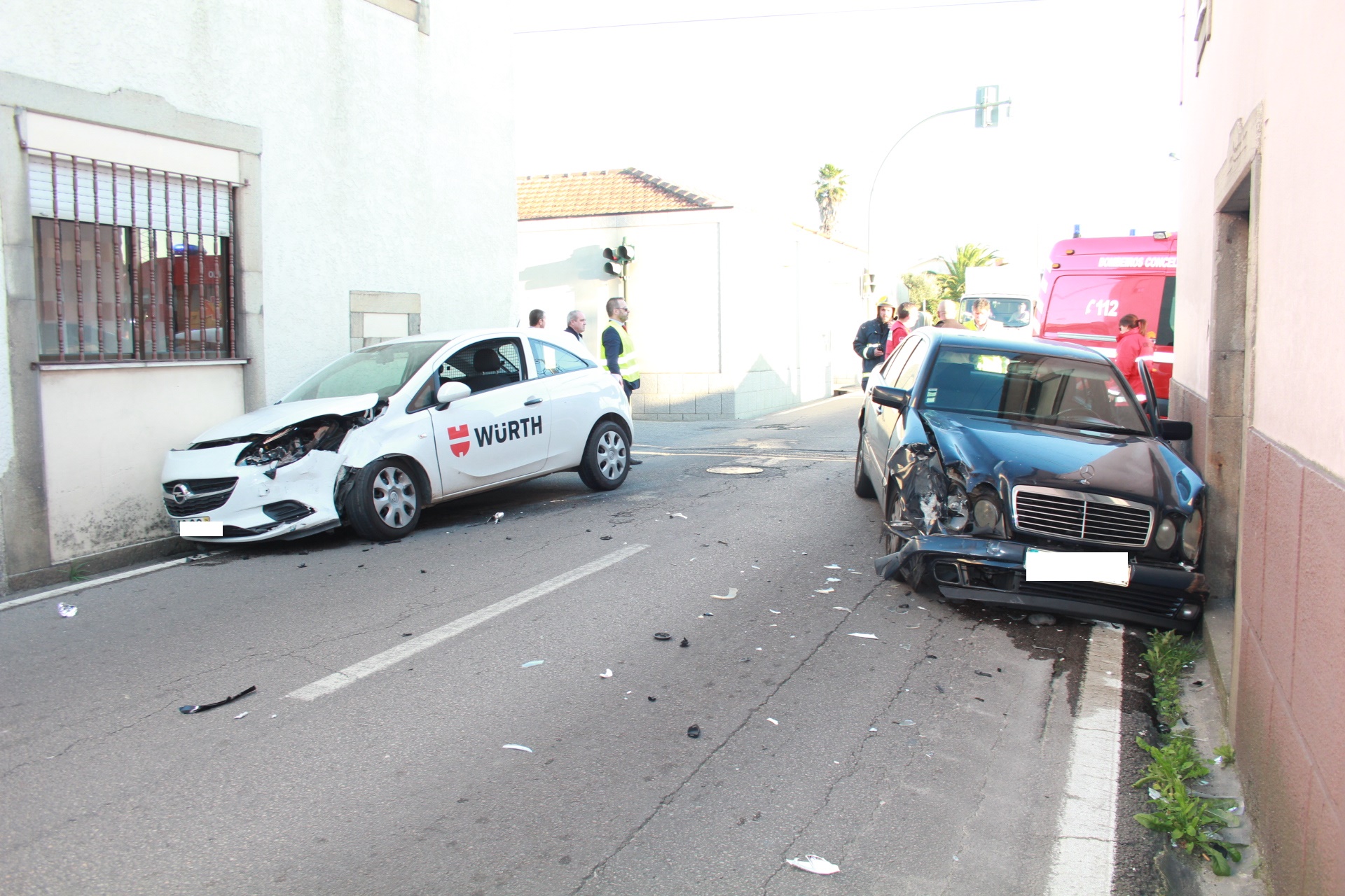 Acidente no cruzamento da EN109 com Rua do Loureiro