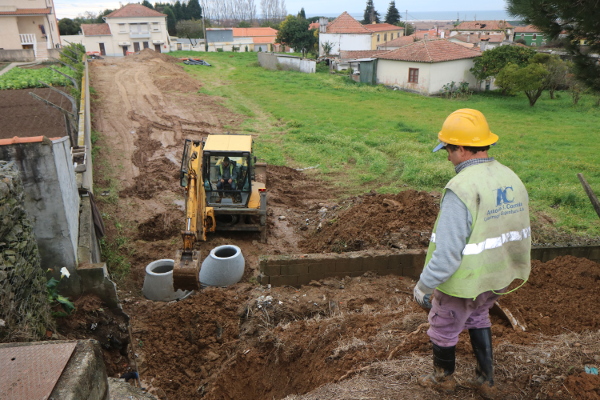 Melhoramentos no saneamento no Complexo Habitacional da Quinta de Paramos