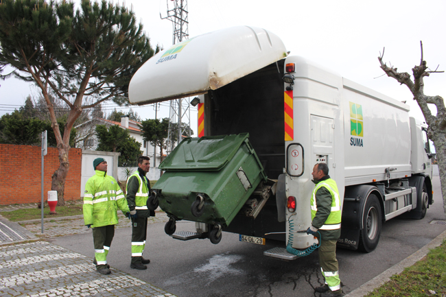 Mais de 750 contentores municipais foram lavados