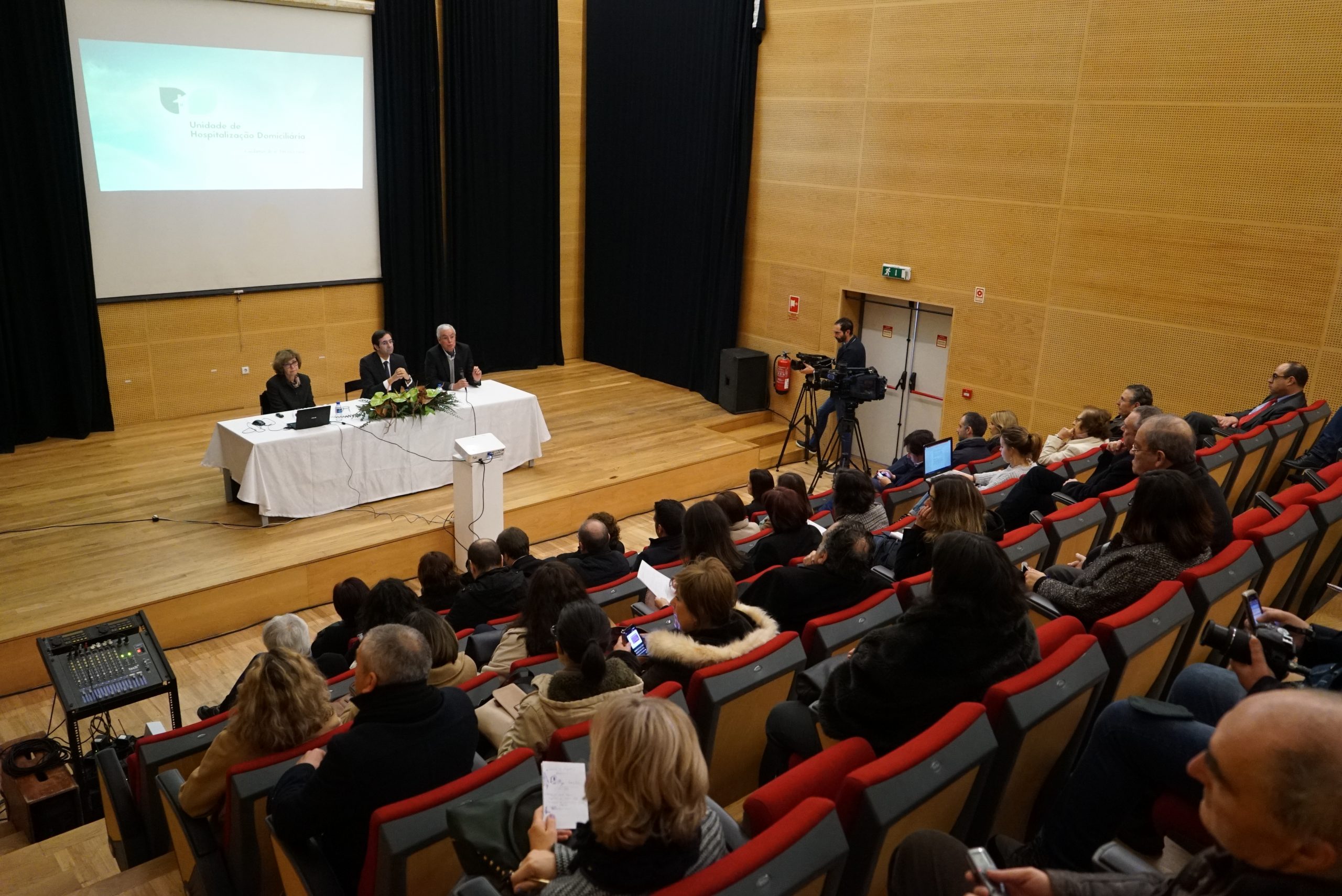 Unidade de Hospitalização Domiciliária