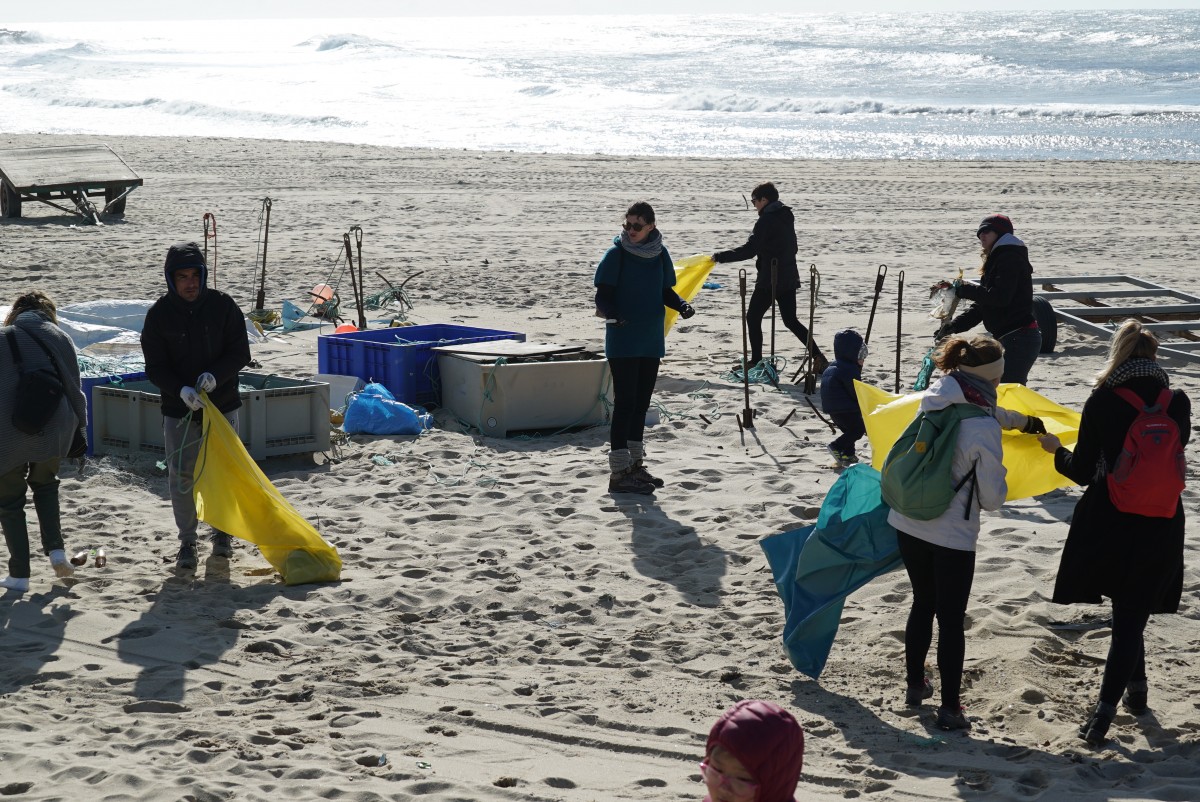 Realizada 1ª Limpeza de Praia by “CleanWaves Initiative”
