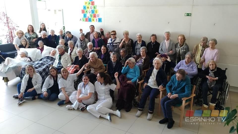 Associação São Francisco de Assis de Anta comemorou o Dia da Mãe