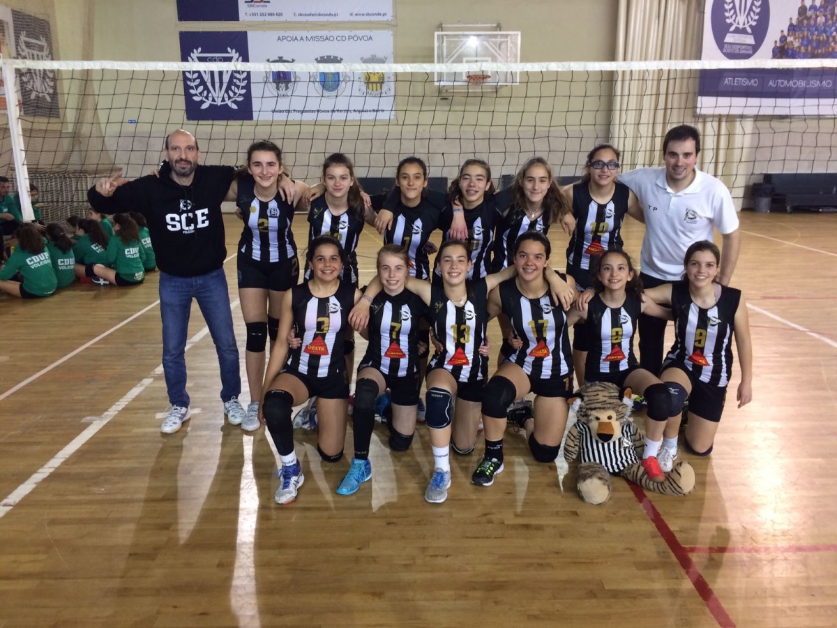 Voleibol: Minis B do SCE vencem Torneio Manuel Puga
