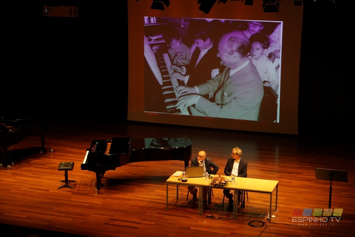 Apresentada a obra “Pequenas Peças para Piano” em homenagem a Mário Neves