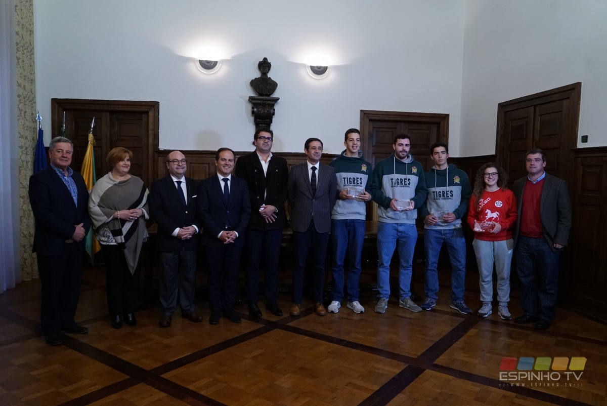 Autarquia homenageia atletas espinhenses medalhados em Buenos Aires