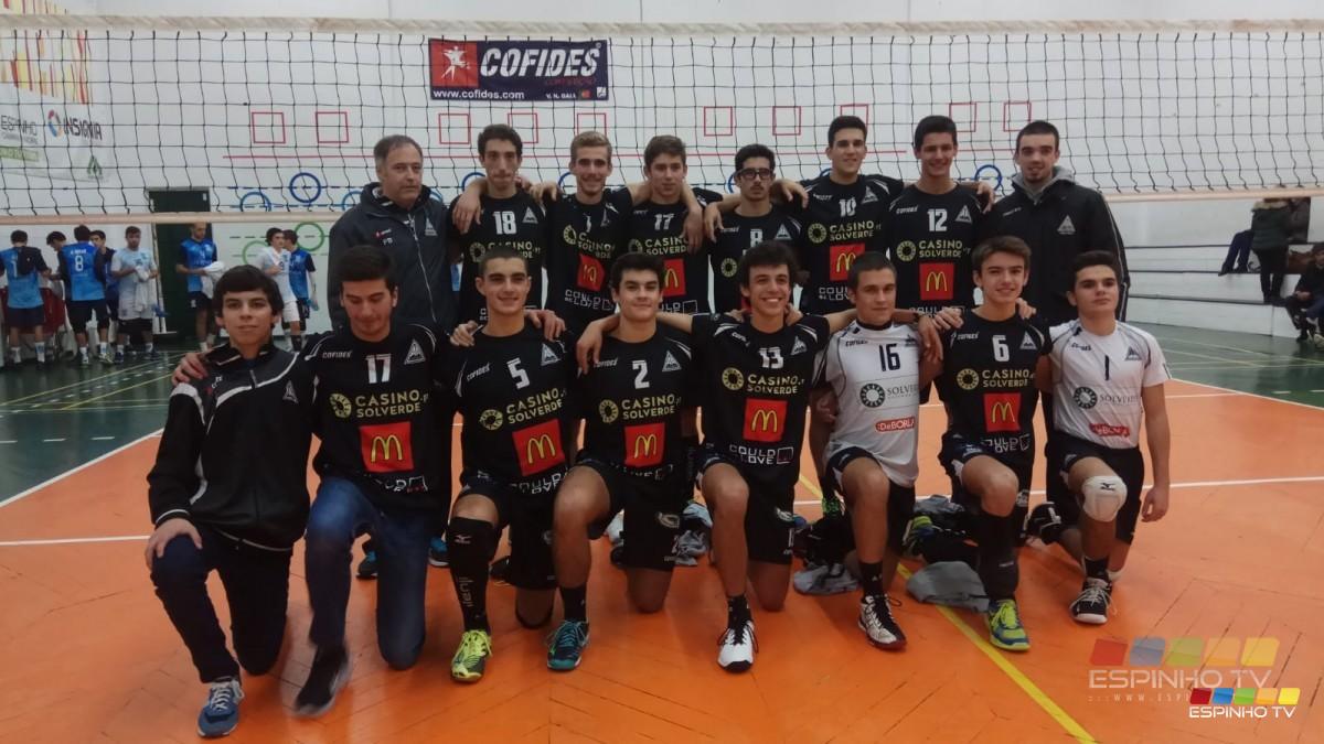 Juniores da A.A. Espinho na Série dos primeiros no Campeonato Regional.