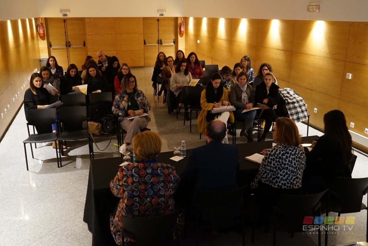 Seminário “Igualdade de Género – Desconstrução do ELES”