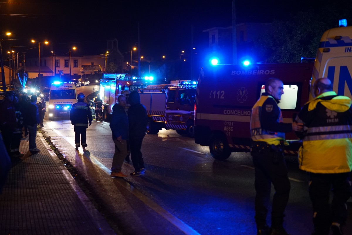 ACIDENTE GRAVE EM ESPINHO (Paramos)