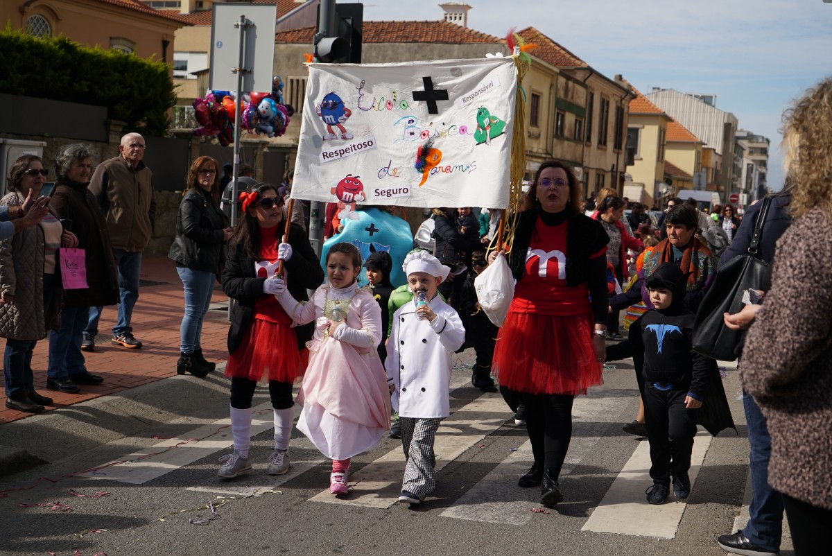 Escolas festejam o Carnaval em Espinho