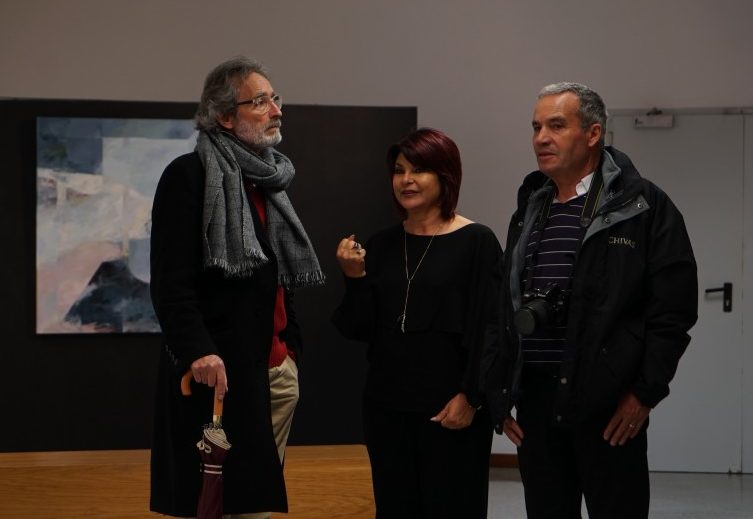 Inaugurada exposição de pintura “Influxos” de Irene Felizardo no Multimeios