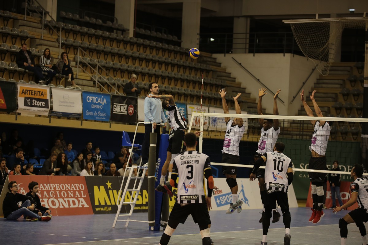 Voleibol SCE: Final inglório para os seniores tigres