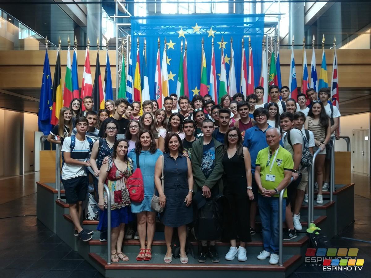 85 alunos do Francês de Espinho em visita de estudo a França