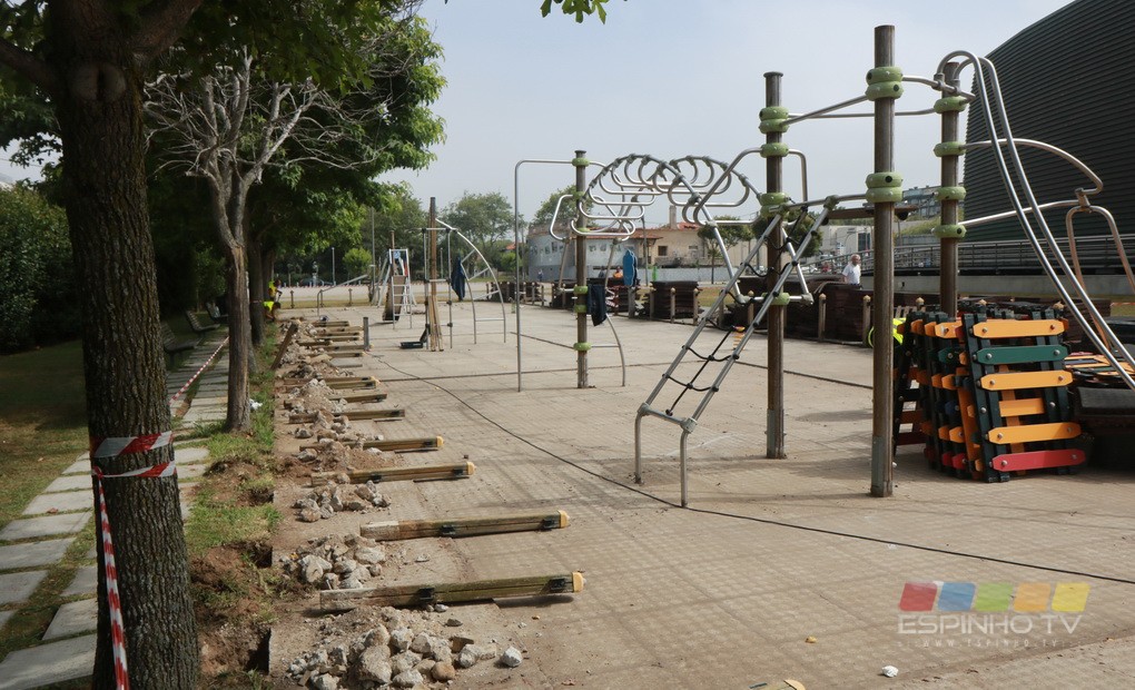 Parques infantis do concelho estão a ser requalificados