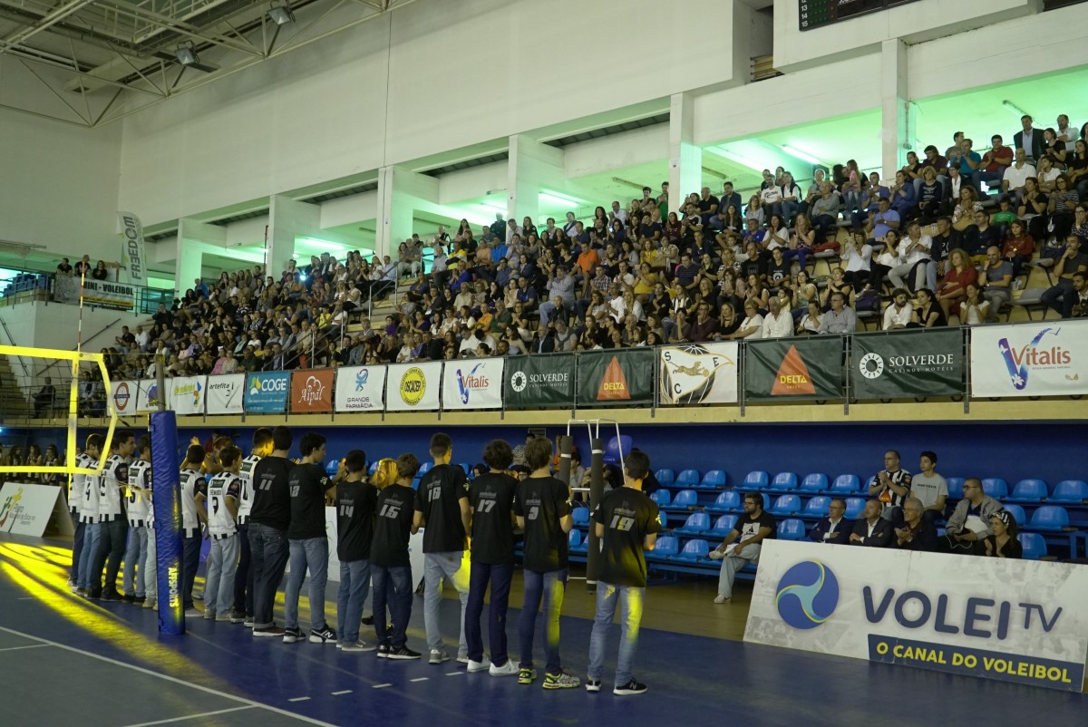 Voleibol SCE: Mais de 400 intervenientes na apresentação tigre!