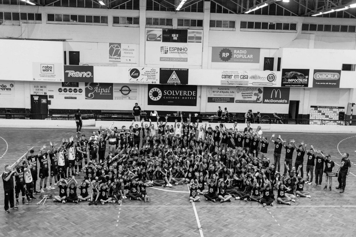 Voleibol: Equipas da Académica apresentam-se aos sócios