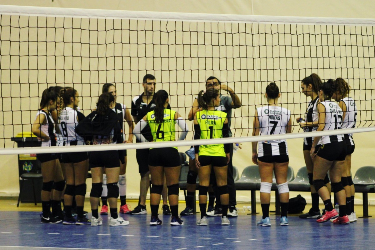 Voleibol SCE: Seniores femininas cedem perante líderes