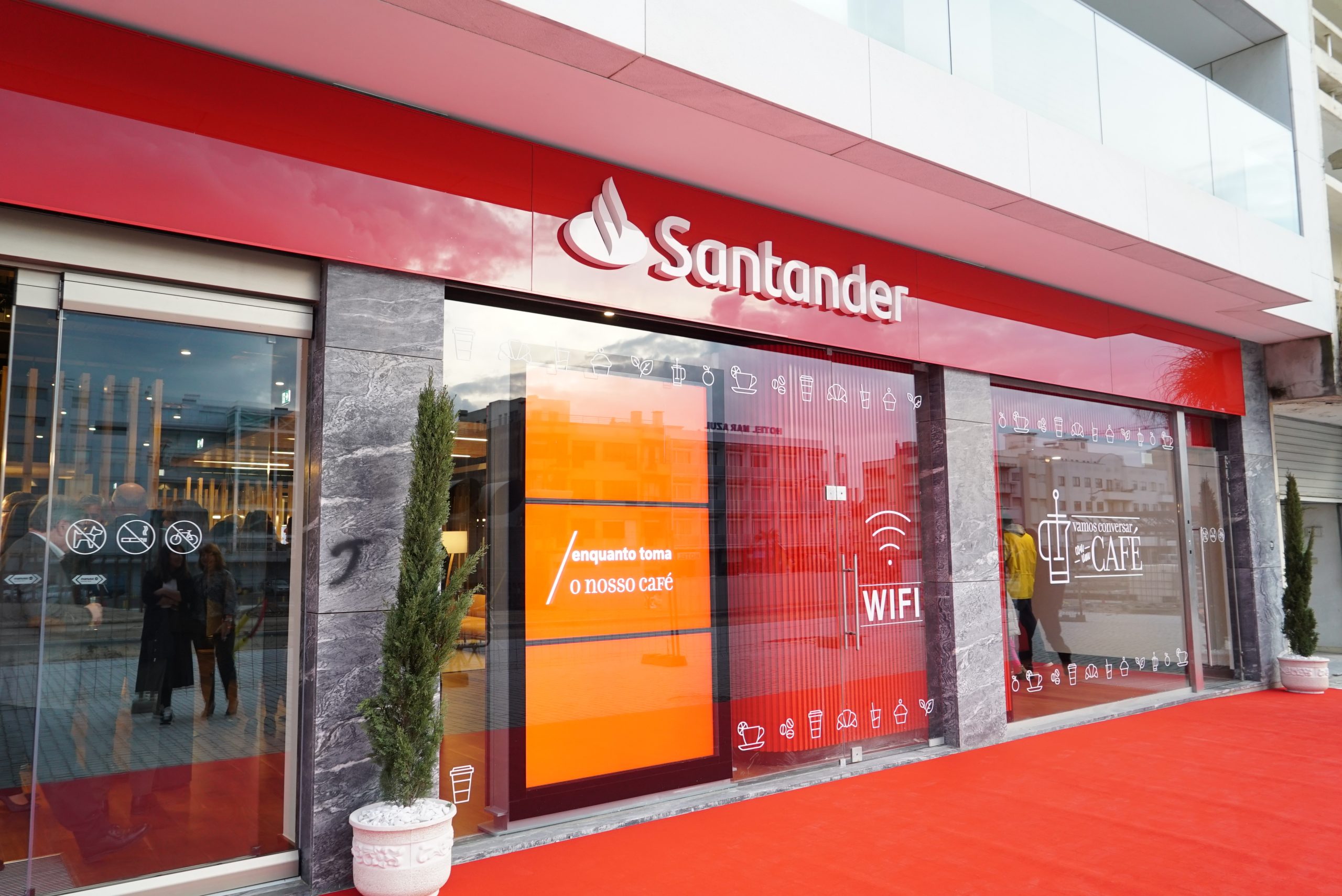 Santander abre Work Café em Espinho