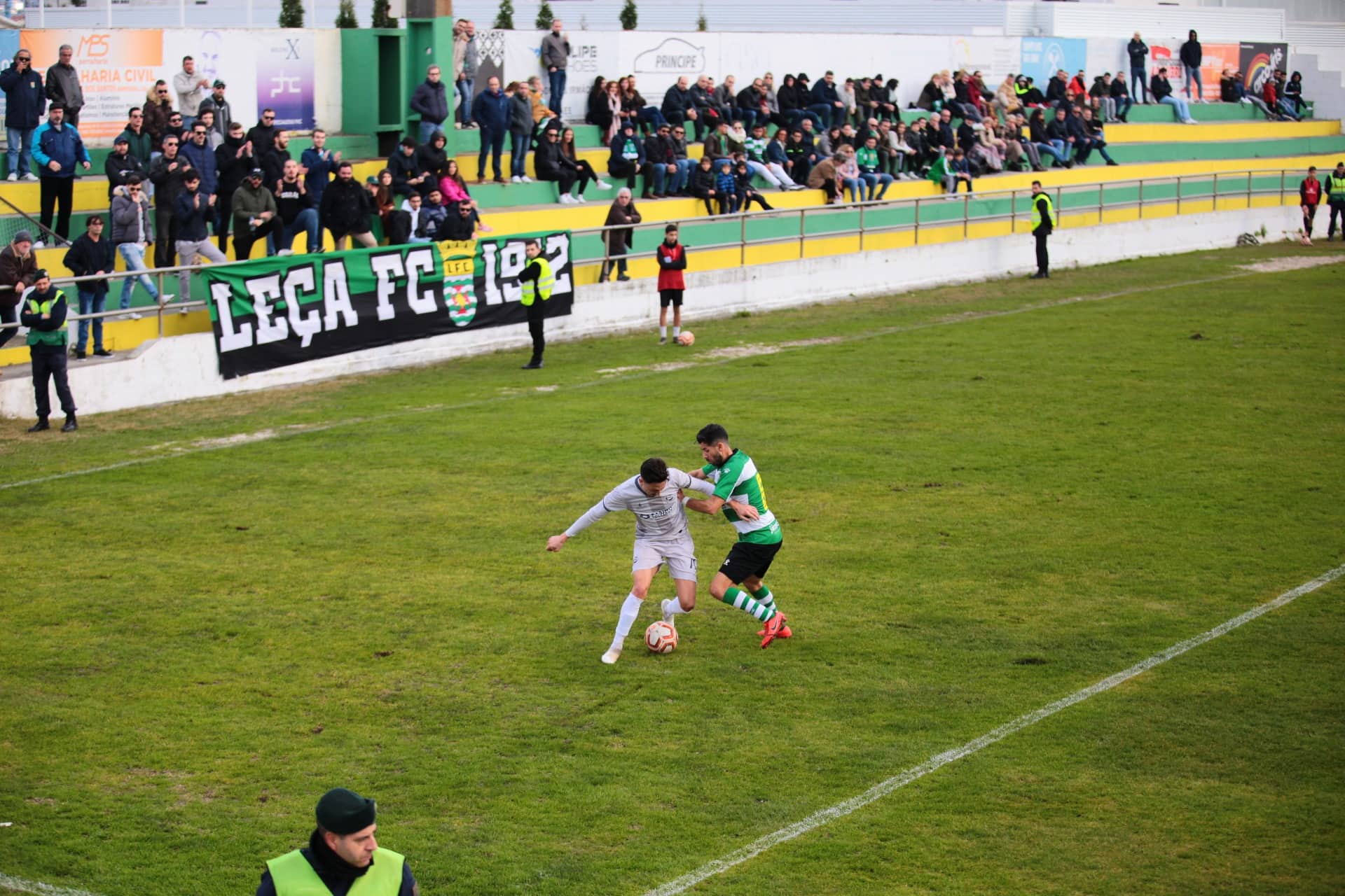 Futebol: SC Espinho não joga no domingo > Covid-19