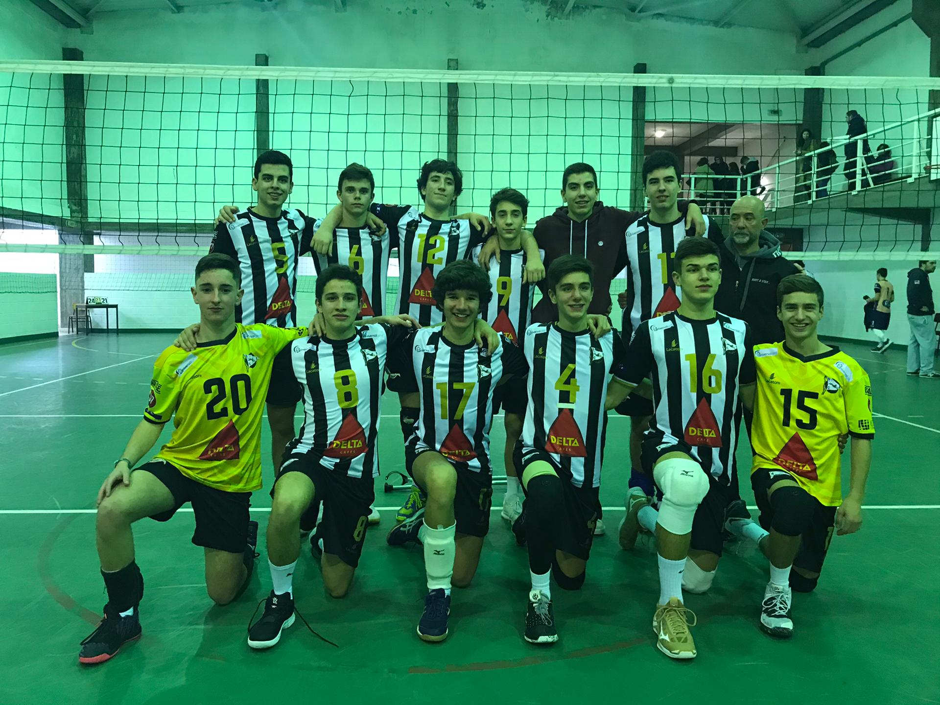 Voleibol Formação: Tigres determinados no arranque do Campeonato!