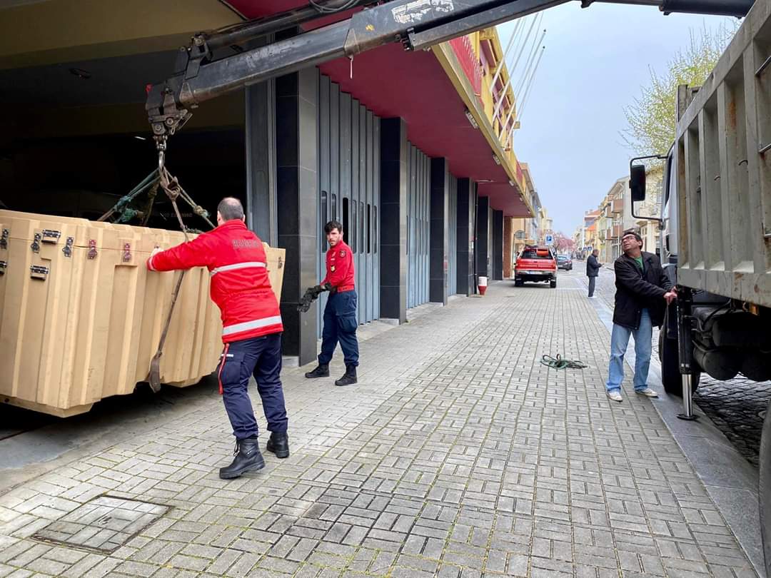 Bombeiros de Espinho preparam Escola para receção de reforços