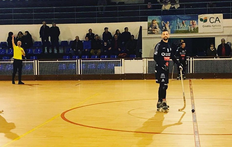Hóquei em Patins: Académica perde em Valença