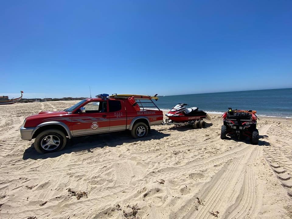 Dispositivo de salvamento aquático já se encontra nas praias de Espinho