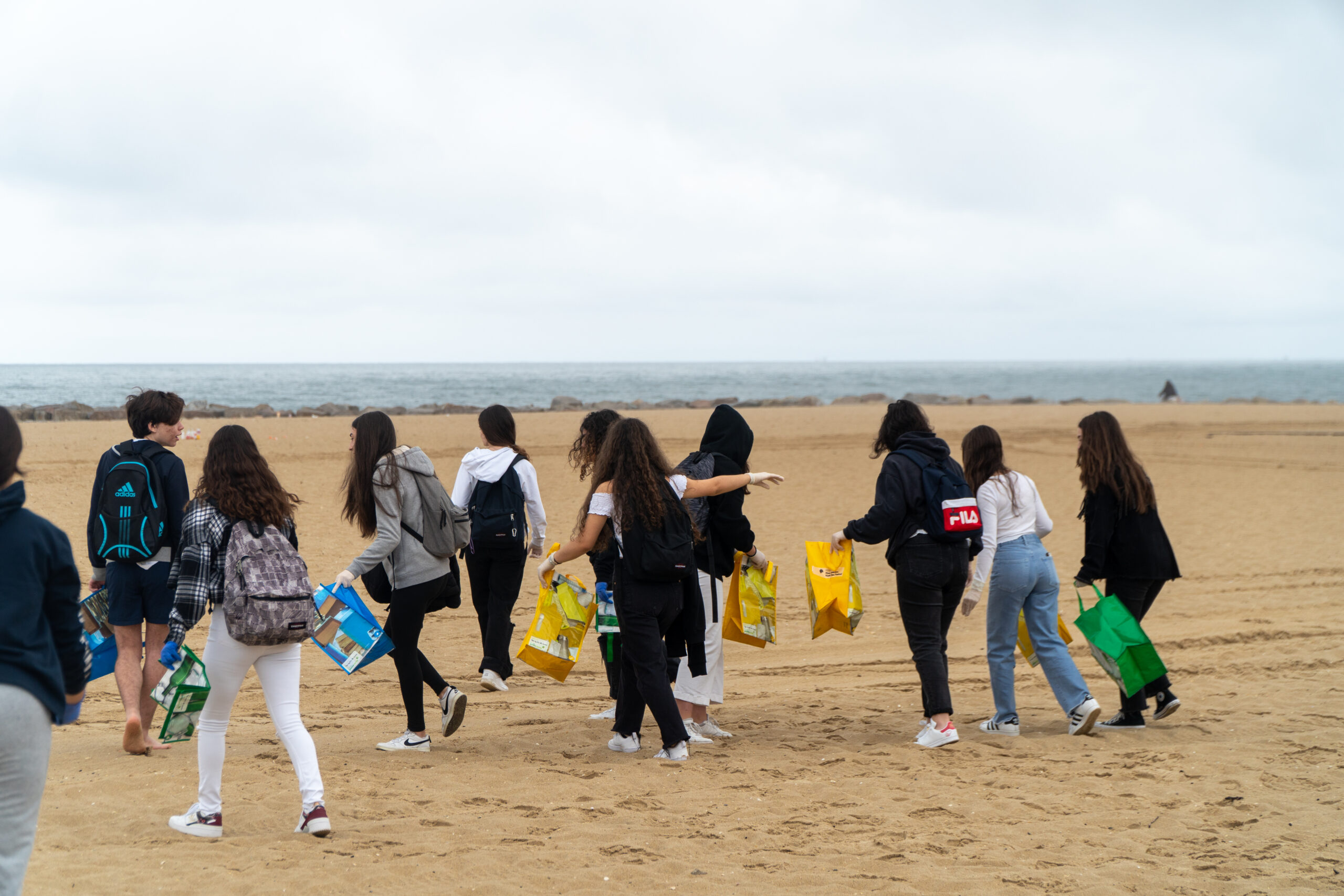 Dia Mundial dos Oceanos comemorado entre a Praia e a Biblioteca
