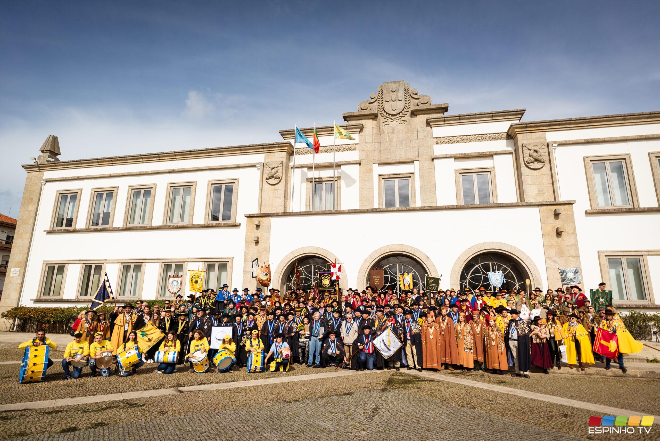 Espinho celebra a VI cerimónia capitular da Confraria da Caldeirada de Peixe e do Camarão
