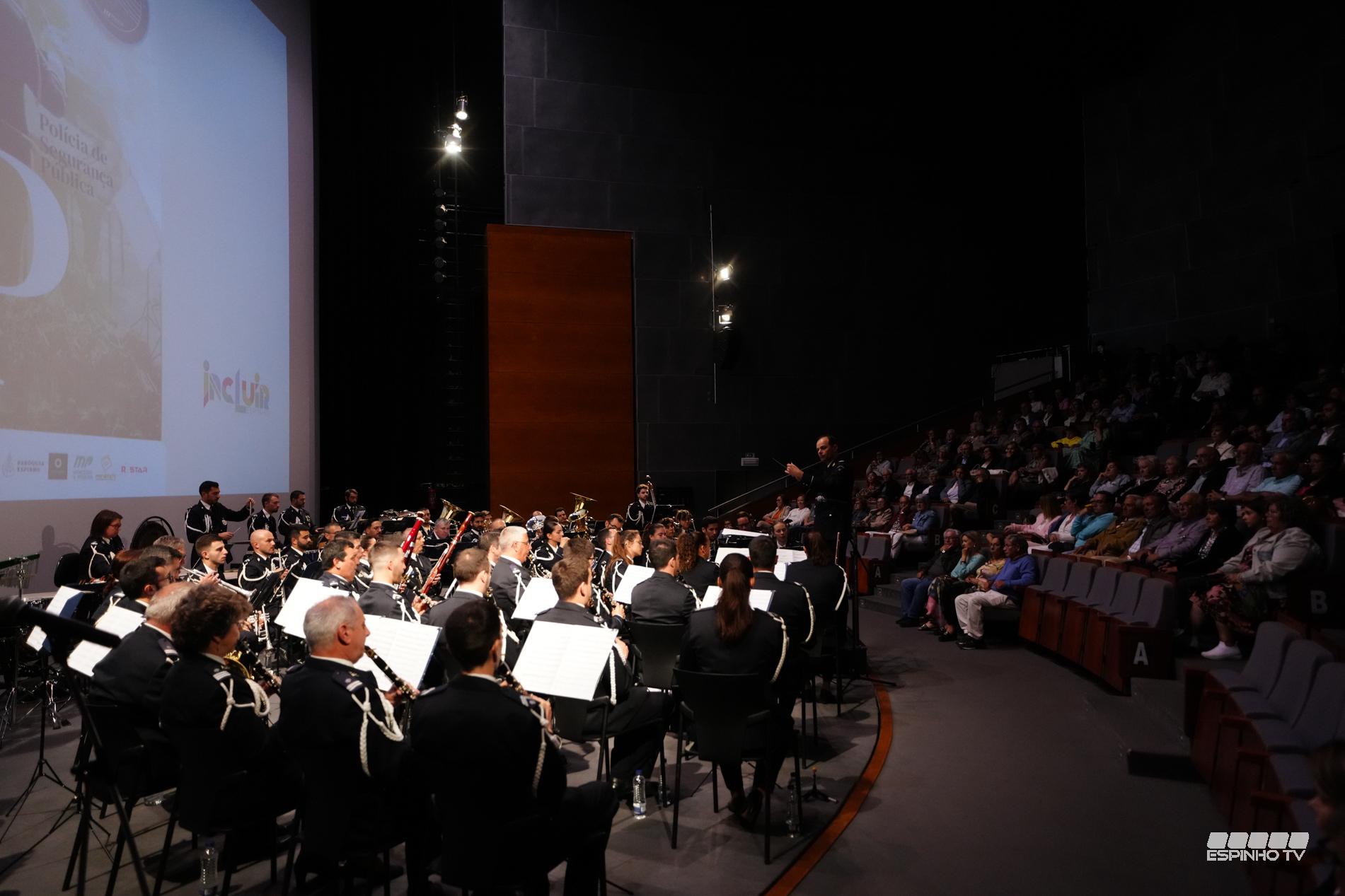 1º Aniversário da Associação INCLUIR com concerto
