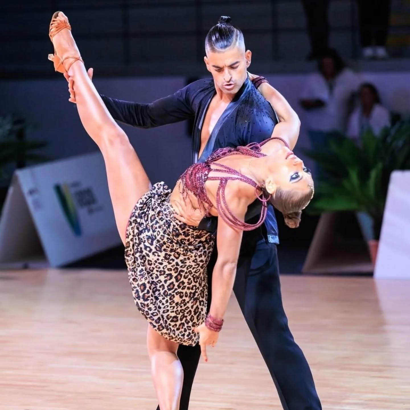Equipa de Dança Desportiva com 2 títulos de Vencedor do Circuito Nacional 2025