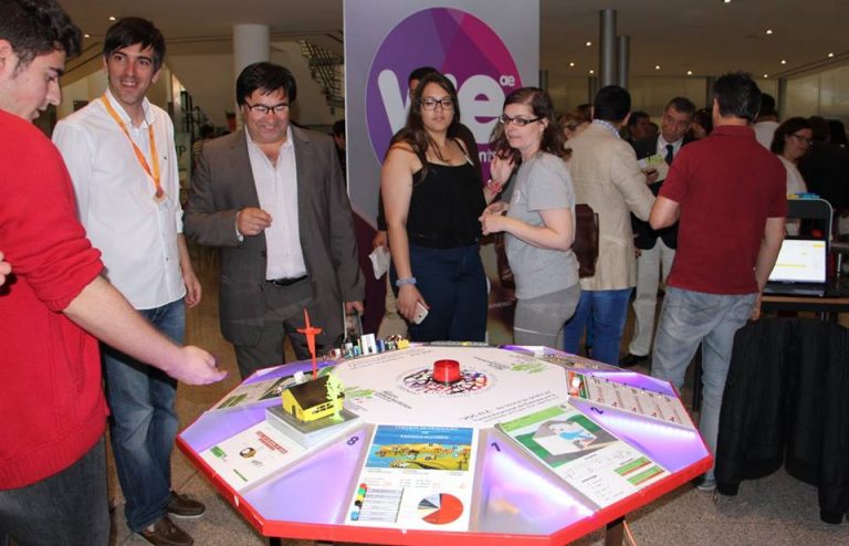 IX Feira das Profissões muito concorrida