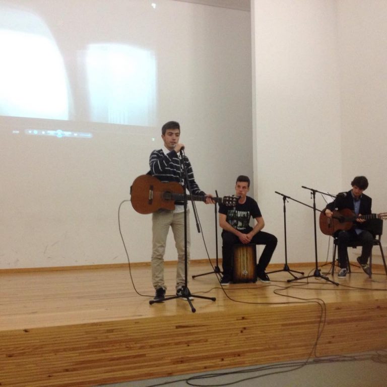 Pirilampo tem Talento na Escola Gomes de Almeida