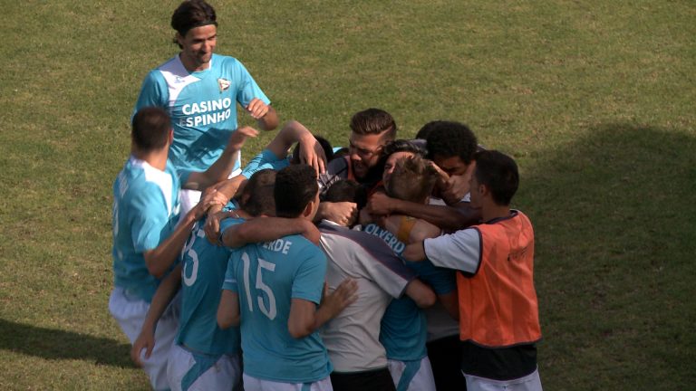 Futebol: Sp. Espinho vence o Coimbrões Futebol: Sp. Espinho vence o Coimbrões