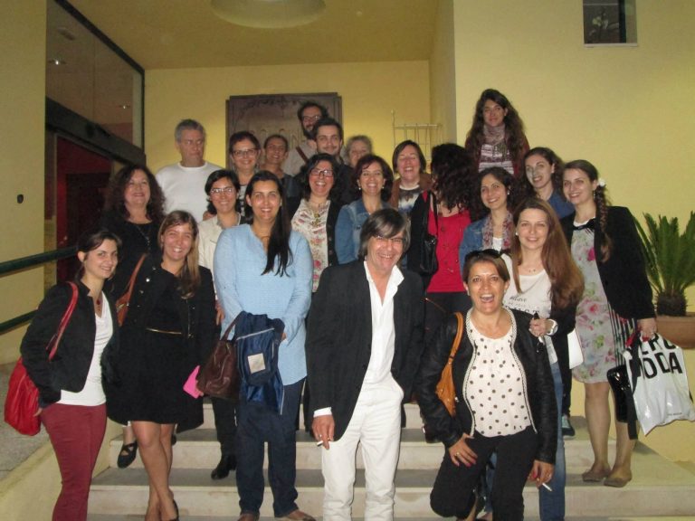 Exames DELF para 284 alunos