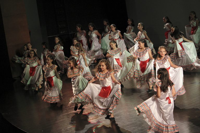 Volta ao Mundo pelas I’Girls MTV Dance