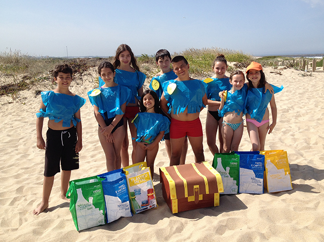 Atividades nas praias do município