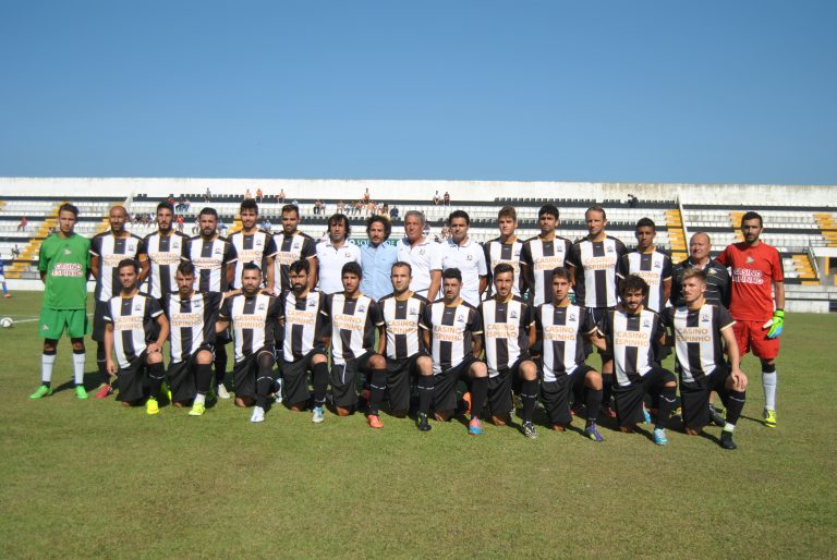 Futebol: SCE perdem frente ao Feirense em jogo de apresentação Futebol: SCE perdem frente ao Feirense em jogo de apresentação