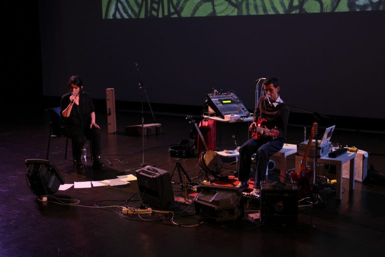 Ana Deus e Nicolas Tricot estrearam “Bruta” no Multimeios Ana Deus e Nicolas Tricot estrearam “Bruta” no Multimeios