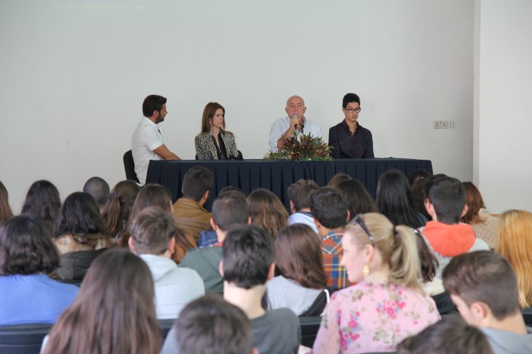 Conferência sobre “Marketing Digital” na ESMGA