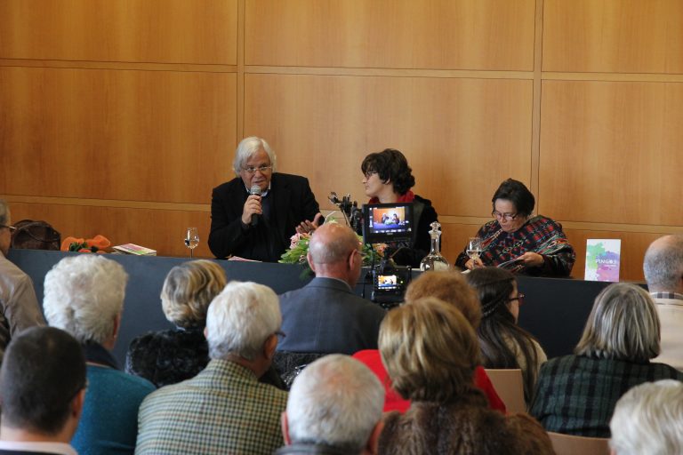 Liliana Ribeiro apresentou a sua mais recente obra “Pingos”