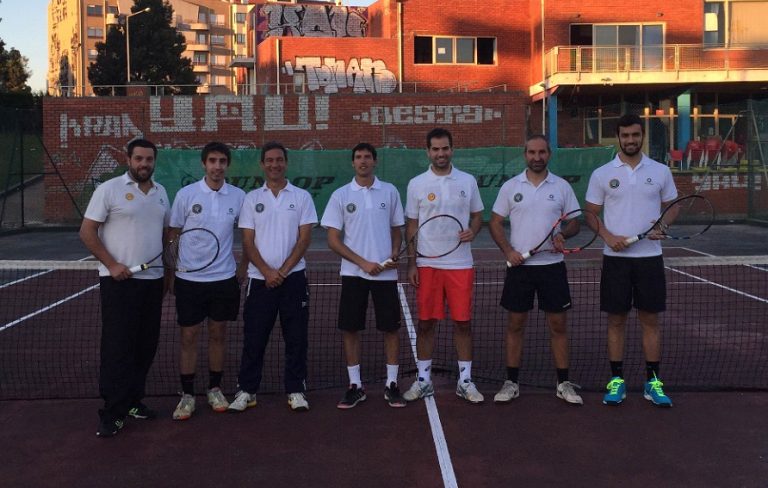 Clube de Ténis de Espinho participou no Campeonato Regional de Seniores – 3ª divisão Clube de Ténis de Espinho participou no Campeonato Regional de Seniores – 3ª divisão