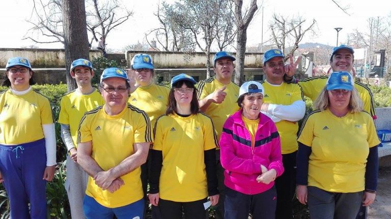 Clientes do Centro de Atividades Ocupacionais da CerciEspinho no Barcelos City Race