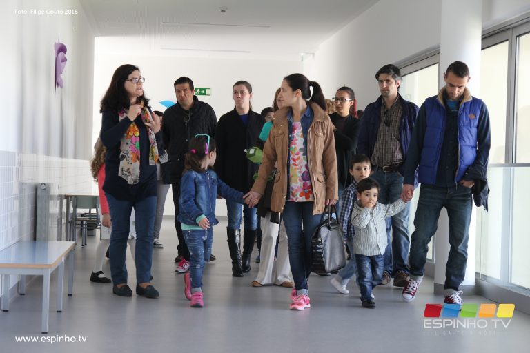 Escola Básica de Paramos abriu as suas portas aos pais
